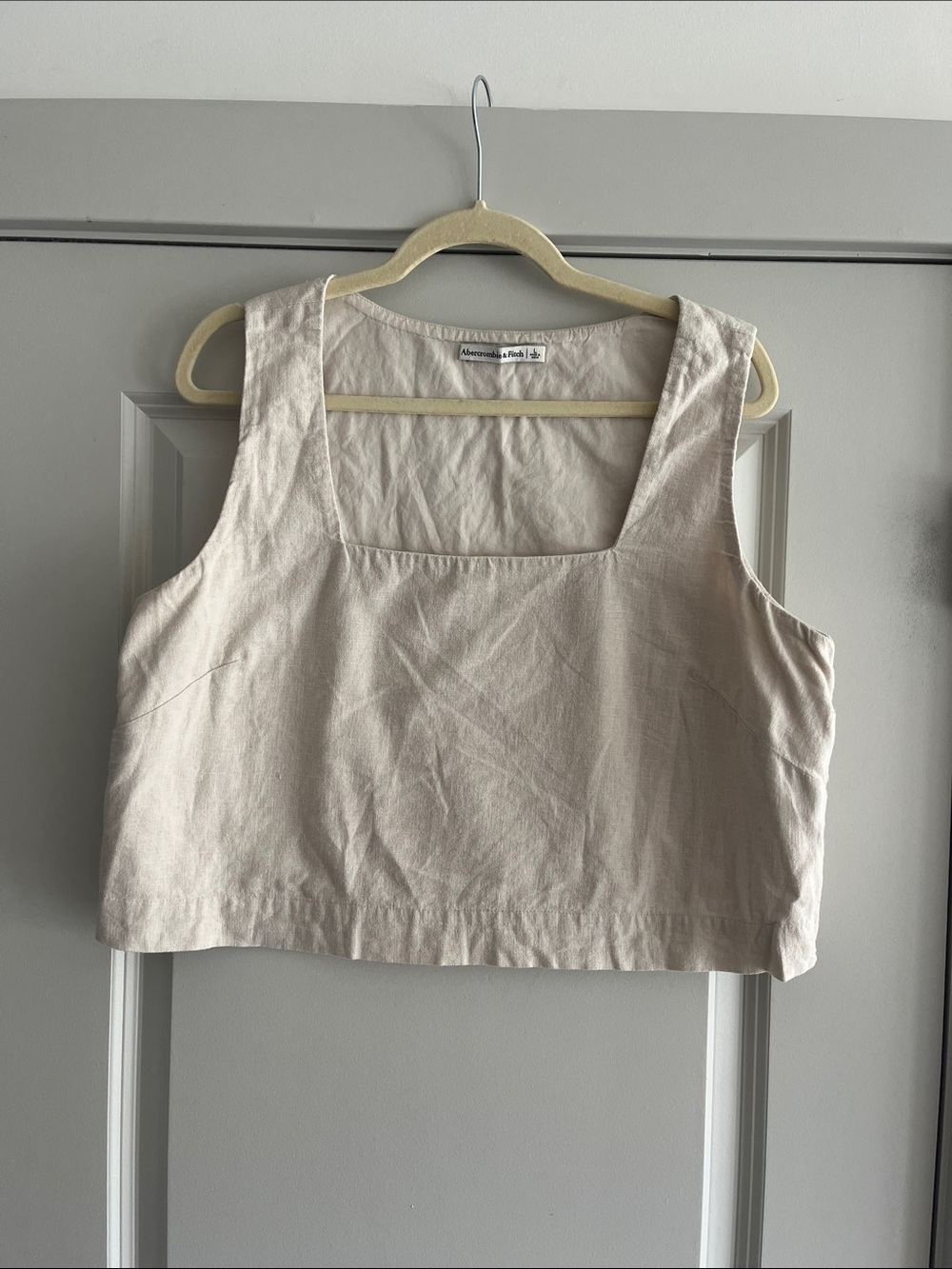Abercrombie & Fitch Square Neck Cropped Tank Top in Light Tan